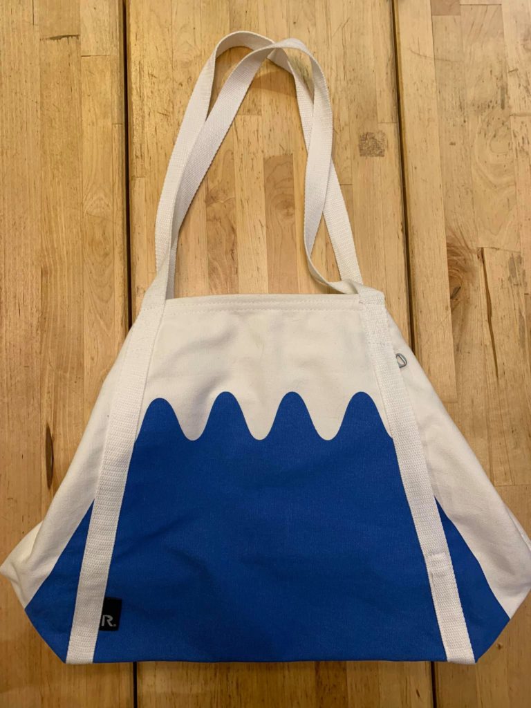 Rootote bag with Mopunt Fuji design